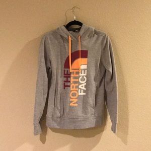 THE NORTH FACE - GREY WOMEN’S HOODIE